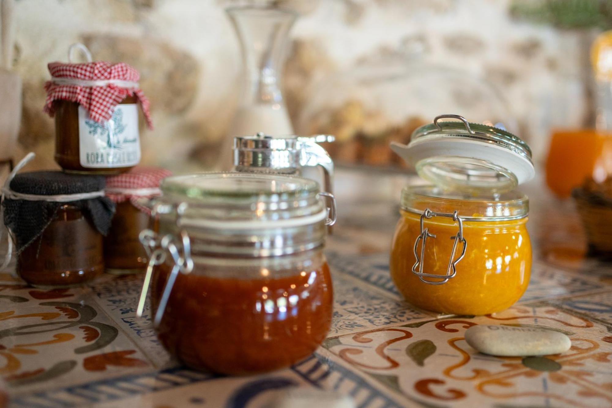 Bed & Breakfast Roba Degli Ulivi 3*