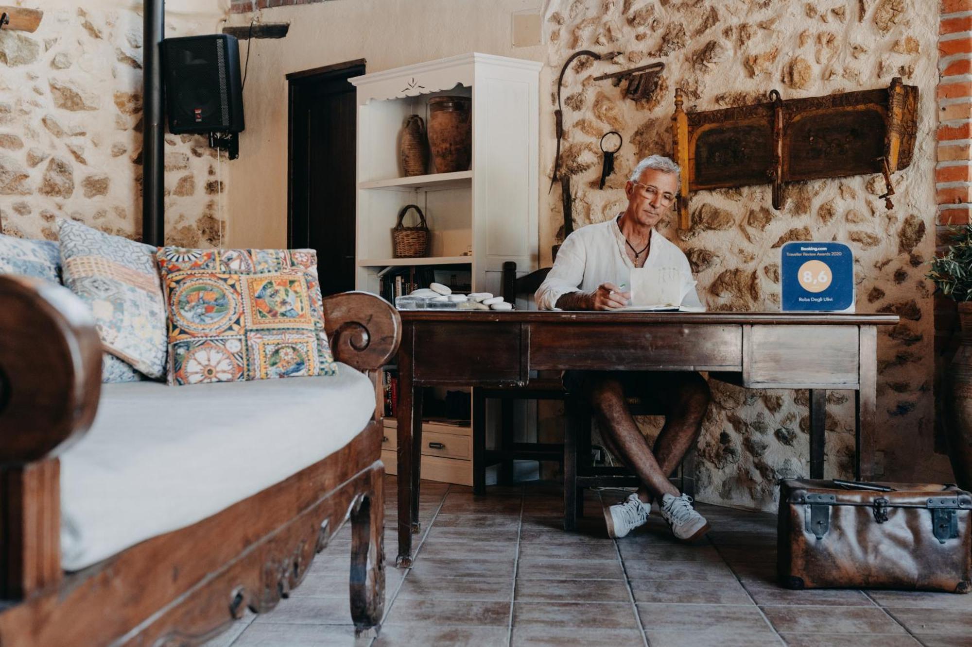 Bed & Breakfast Roba Degli Ulivi 3*