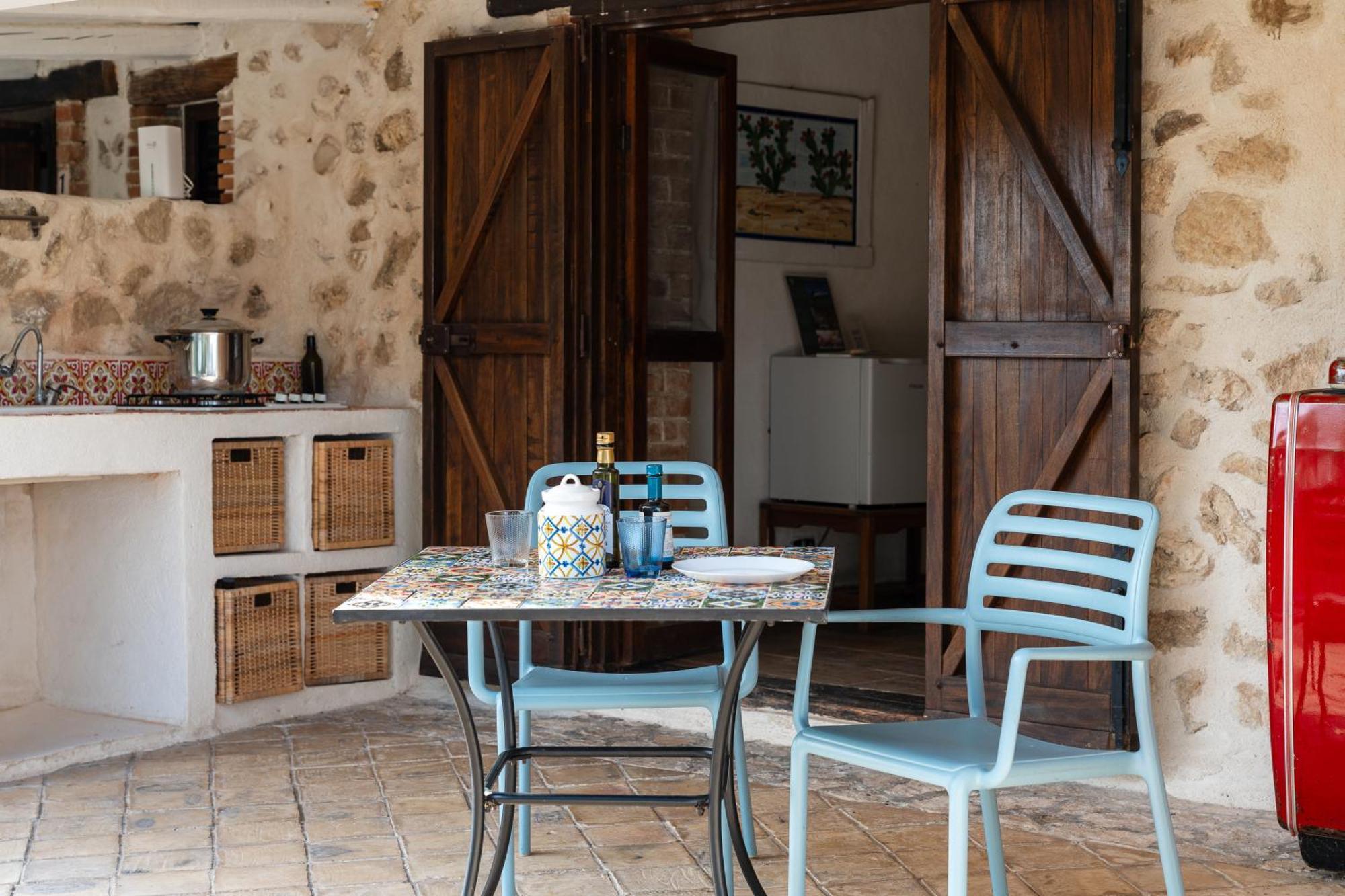 Bed & Breakfast Roba Degli Ulivi 3*